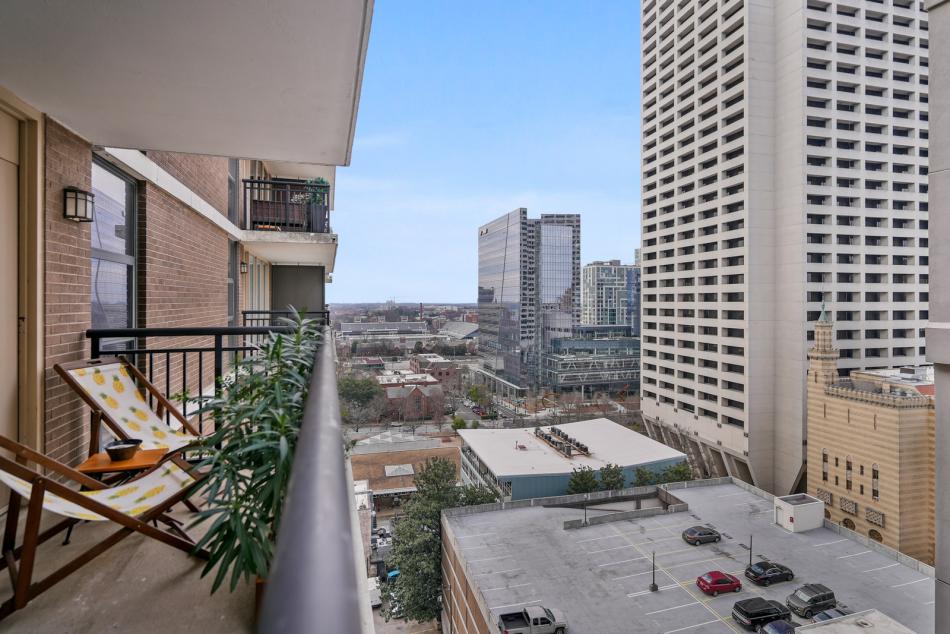 Priced at 175K, Midtown condo near Fox Theatre is crafty use of space